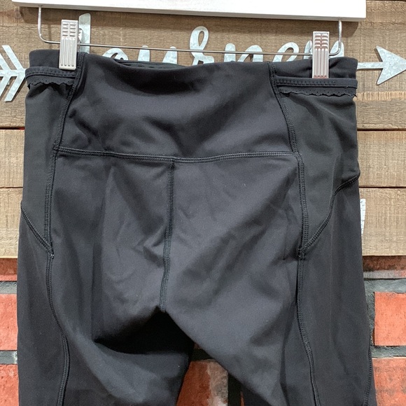 Lululemon Capri - Picture 6 of 10